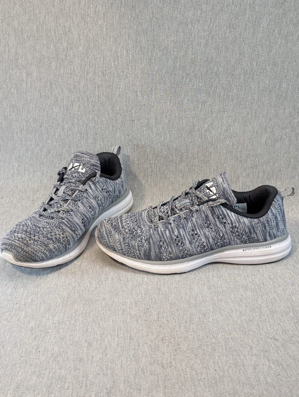 APL Techloom Pro W Knit Sneakers Women's 9 Gray Black Training Shoes